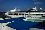 Other ships in port-7.jpg